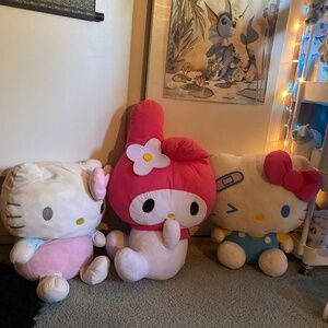 Hello kitty and my melody large plushies